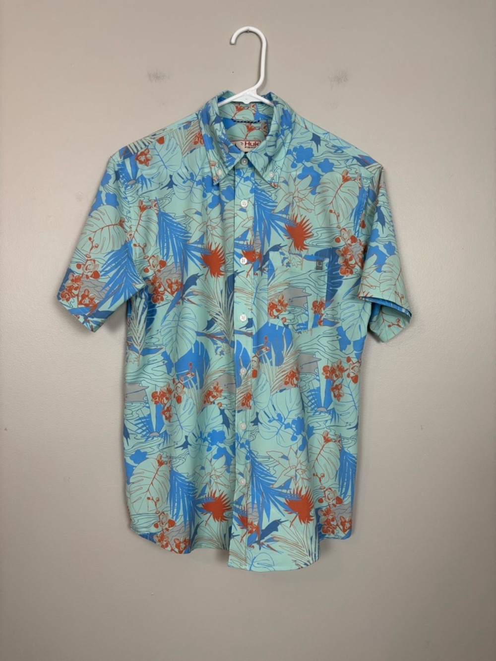Huk Mens Kona Radical Botanical Button Down Fishing Shirt Small Eggshell Blue